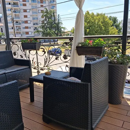 Dina Lux Ягодина